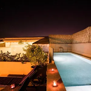 https://riad-houdou.marrakeshhotelsmorocco.com
